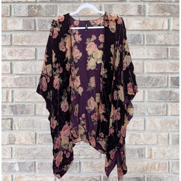 Torrid Kimono Womens One Size Burgundy Velvet Burnout Rose Floral Whimsy Goth - Picture 4 of 8